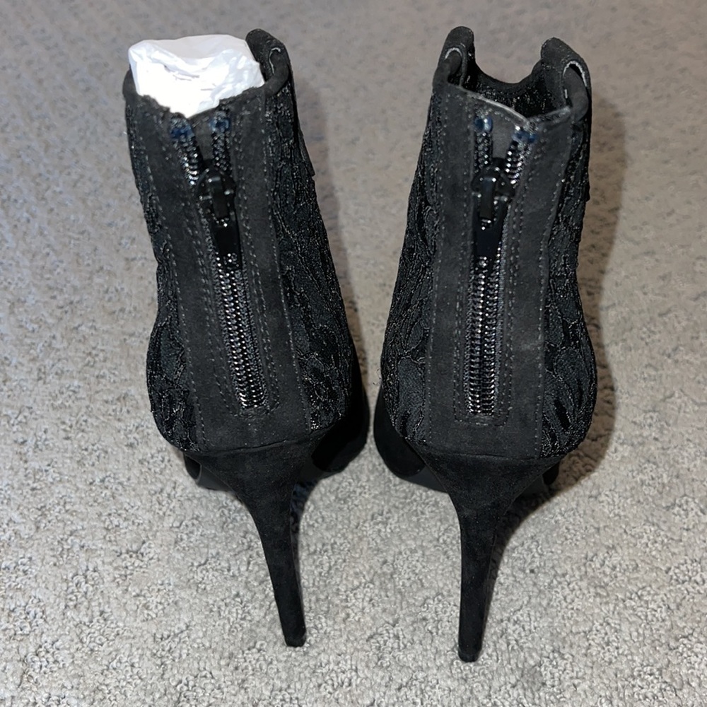 Lace booties - Picture 3 of 5